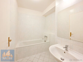 Nabídka pronájmu bytu 2+kk (50,2 m2 )s lodžií, park. stáním - 11
