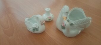 RŮZNÉ vázy, vázičky a sošky - 11