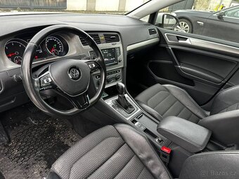 Volkswagen Golf 1.6 TDI DSG - 11