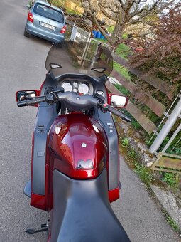 Honda ST 1100 - 11