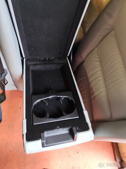 Sedačky - Laurin a Klement - Škoda Superb 1 - 11