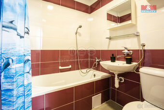 Pronájem bytu 3+1, 52 m², Zlín, ul. Mostní - 11