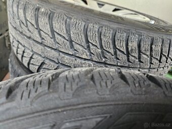 SUV 4x kola zimní Nokian 215/65 R17 103H XL - 11