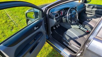 Ford Focus kombi 2010, 1.6. benzín, TOP stav - 11