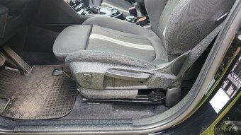 BMW Řada 2, 218D 110kW ACTIVE TOURER - 11