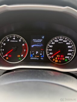 Prodám Mitsubishi Eclipse Cross - 11