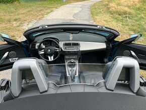 Kabriolet BMW Z4 Z85 3.0i manuál - 2004 - 147900km - - 11