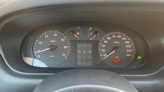 Renault Mégane, 1.6 16V, RV 8/2000, 79 kW - 11