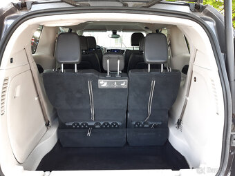 Chrysler Pacifica 3,6L V6, 7míst, kůže, kamera, tažné, LPG - 11