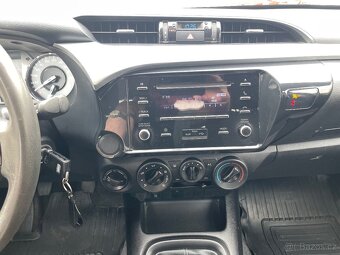 Prodám Toyota Hilux 2,4 D-4D DoubleCab - 11