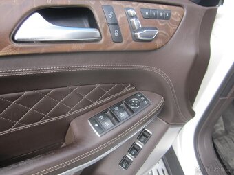 Mercedes-Benz GLS 500 4MATIC, 7 míst - 11