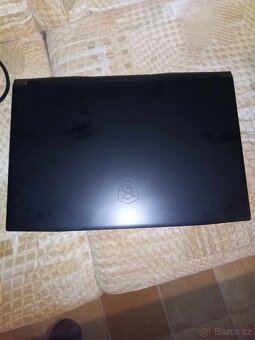 Herní notebook MSI Katana GF76 17.3" FHD - 11