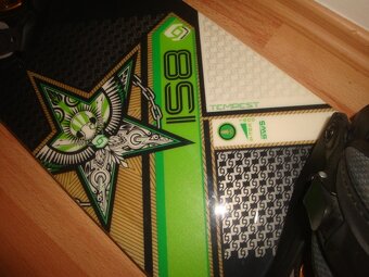 Snowboard s vázáním Salomon - Generic - Stuf - Flow - 11