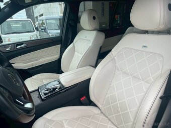 Mercedes Benz GLS580 - 11