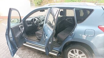 Toyota RAV4, D-4D, nové v ČR - 11