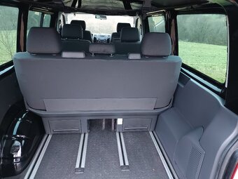 VW Multivan T5 2.5TDI 96 KW r.v.2009 7míst - 11
