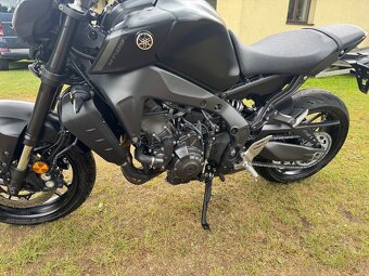 Yamaha mt09 top stav - 11