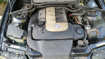 BMW 330 XD automat 4x4 nafta 135kW, 226 tkm - 11