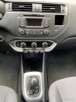 KIA RIO - 11