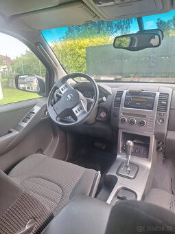 Nissan Pathfinder 2,5 DCI - 11