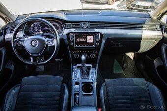 Volkswagen Passat Variant 2.0 BiTDI BMT Highline 4MOTION - 11