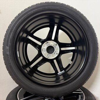 MERCEDES CLA AMG 5x112 R18 ET49+LETNÍ 225/45R18 7mm - 11