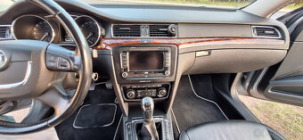 Škoda Superb 2.0 TDI 125 kW 4x4 - 11