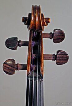 Staré 4/4 housle opravované v roce 1959 J.B. Herclíkem - 11