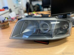 Audi A6 C5 - 4.2 V8 - světla - 11