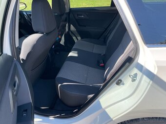 Toyota Auris Touring Sports 1.6 VVTi Selection, DPH - 11