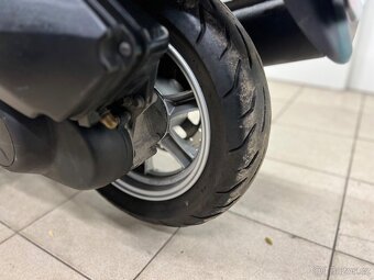 SUZUKI BURGMAN 125 - 11