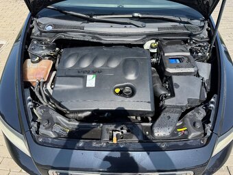 Volvo V50 2,0d 100kW, RDesign, tažné, klimatizace - 11