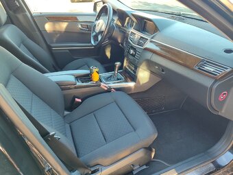Mercedes 2,2 CDi combi manual - 11