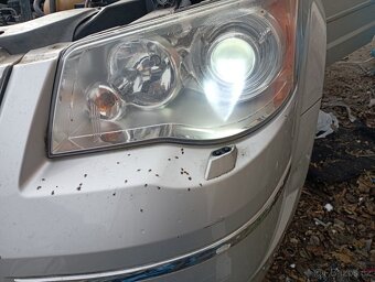 CHRYSLER GRAND VOYAGER V..PŘEDEK Z RV 2009 XENONY APOD. KO - 11