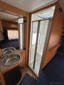 Karavan LMC – MOVER-SPRCHA-BATERIE-PŘEDSTAN - 11