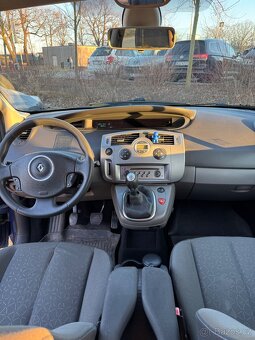 Prodám Renault Grand Scenic 1.6 16V r.v. 2008 - 11