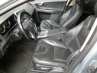 Volvo XC60 2,4 D5 AWD 4x4 - 11