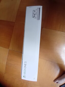Xbox One s - 11