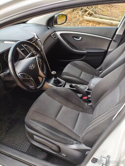 Hyundai i30 kombi, 1.6 CRDi 81 kw - 11