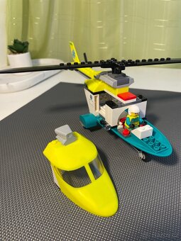 LEGO City sety 60343 + 60254 🚛🚁🛥️ - 11