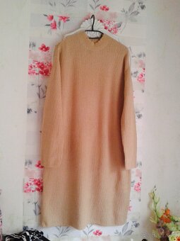 Teplé a měkoučké pletené šaty 40/42 - 11