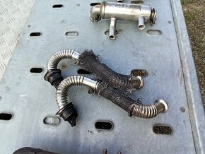 PŘÍSLUŠENSTVÍ MOTORU - CITROEN / PEUGEOT 1.6 HDi - 9HZ - 11