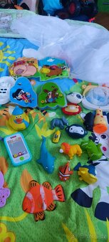 Kojenecké vybavení a hračky - 11