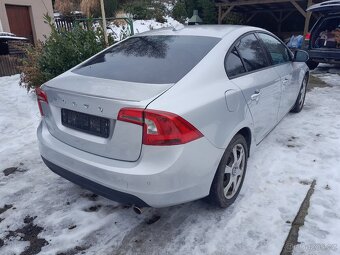 Volvo S60 3.0 T6 AWD 224 kw ,  150 420 km, první majitel - 11