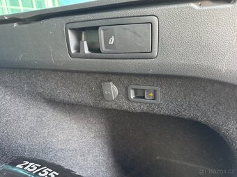 VW Passat B8 GTE 1.4 eTSI 160kW DSG Tažné Matrix Kamera Navi - 11