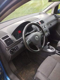 VW Touran 2.0 TDi  103 kW  r.v. 12/2004 - 11