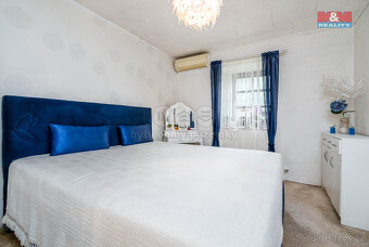 Prodej rodinného domu, 174 m², Neratovice, ul. Hlavní - 11