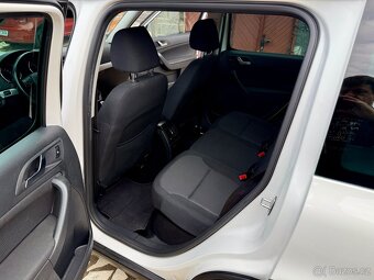 Škoda Yeti,  2.0 TDI 103KW 4X4 ROZVODY 2 x sada kol - 11