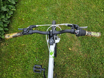 Zánovní dětské 20" horské hliníkové kolo SUP, rám 10" - 11