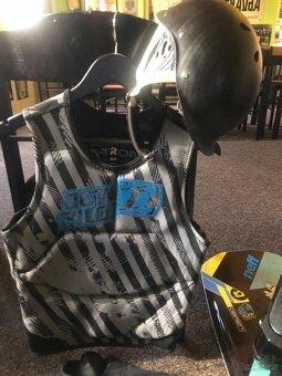 Wakeboard + vybaveni - 11
